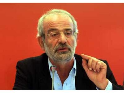 Αλαβάνος: Εχθρική η στάση της Αστυνομίας...