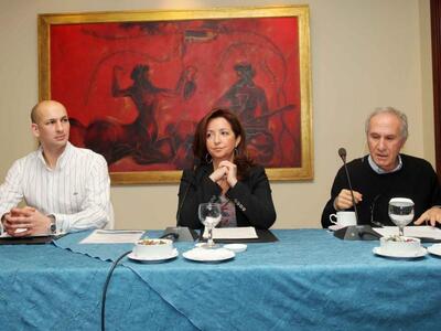 Συνέντευξη τύπου για το παραμύθι «Η Πεντ...