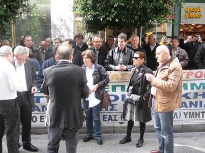 Στο πλευρό των εργαζομένων της ΕΒΟ η Μαρ...