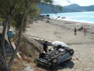 Λευκάδα: Το Ι.Χ. "βούτηξε" στην άμμο