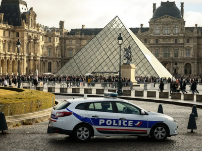 Λούβρο: Αγώνας δρόμου των αρχών για τον ...