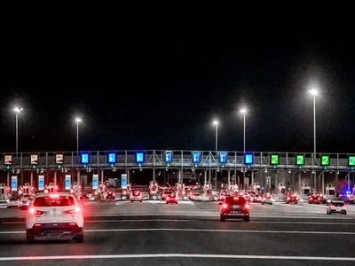 Μπλόκα αγροτών: Βελτιωμένη η κίνηση - Πά...