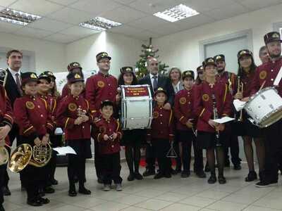 Κάλαντα, χοροί και ευχές στην Περιφέρεια...