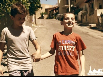 Το συγκινητικό σποτ του Ημιμαραθωνίου τη...