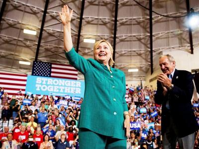 Χίλαρι Κλίντον: Δεν θυμόταν τις οδηγίες ...