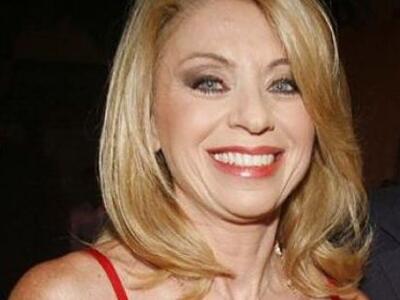 Η Έλλη Στάη παραμένει στη ΝΕΤ για έναν α...