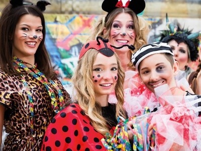 Απόκριες: Πες μου τι θα ντυθείς να σου π...