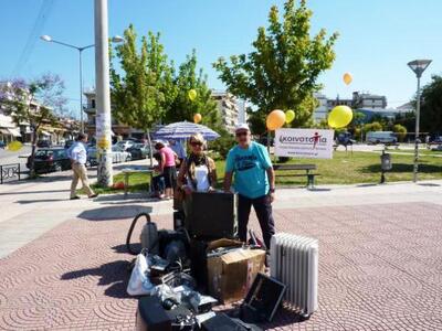 Φ. Βελλοπούλου και Γ. Χαριτάτος με την π...