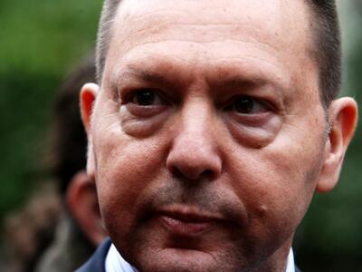 Στουρνάρας: Δεν παραιτούμαι, εγώ βρήκα τ...