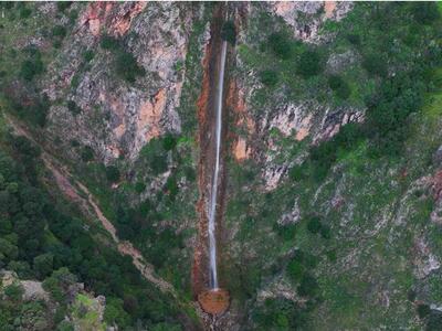 Εποχιακός καταρράκτης «Ψηλόβραχος»: Το ε...