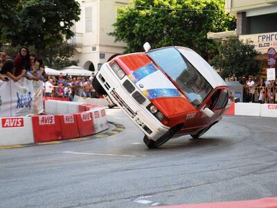 Θεαματικές μάχες στην Πάτρα! Δείτε φωτό ...