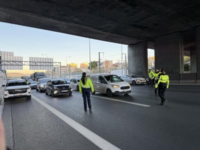 Αττική Οδός: Χωρίς δίπλωμα και πινακίδες...