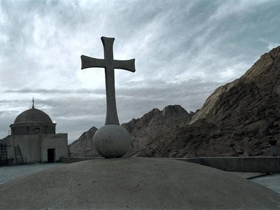 Μονή Αγ. Αικατερίνης Σινά: Τρεις θρησκεί...