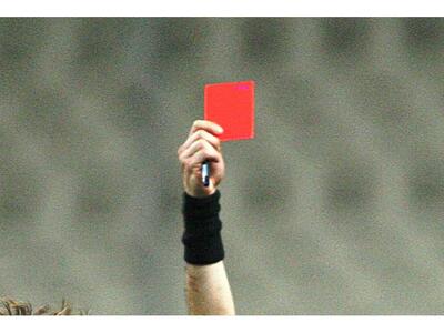 Σούπερ Λίγκα: "Κόκκινη κάρτα" ...