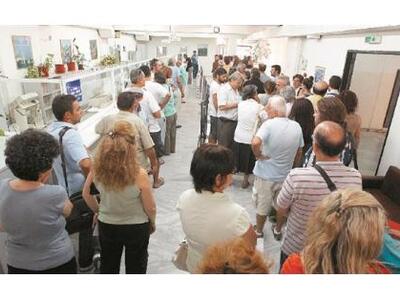 Πάνω από 1.000 θέσεις κενές στις ΔΟΥ όλη...