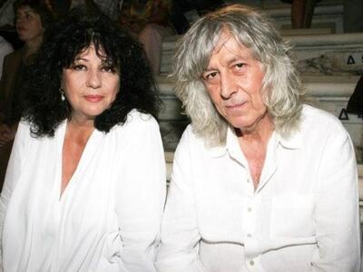 Με την αγαπημένη του Άννα Βαγενά.