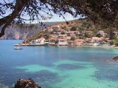 Πέντε ελληνικά νησιά στα δέκα καλύτερα τ...