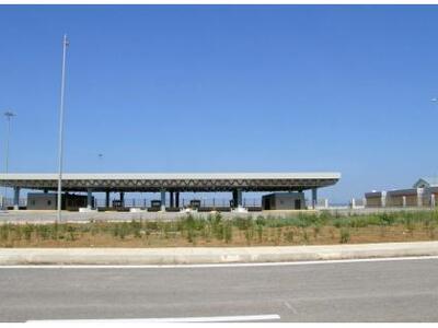 Πάτρα: Τα πλαστά δεν έκαναν τη "δου...