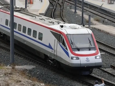 24ωρη απεργία των εργαζόμενων και των μη...