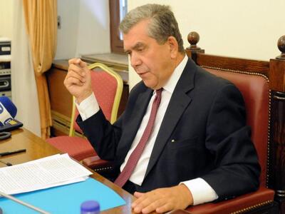 Για φοροδιαφυγή και ξέπλυμα βρώμικου χρή...