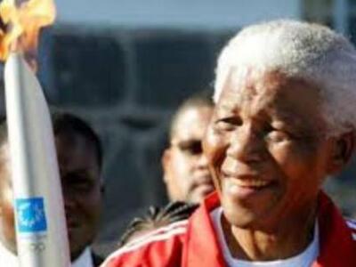 O φιλέλληνας Νέλσον Μαντέλα και ο διεθνή...