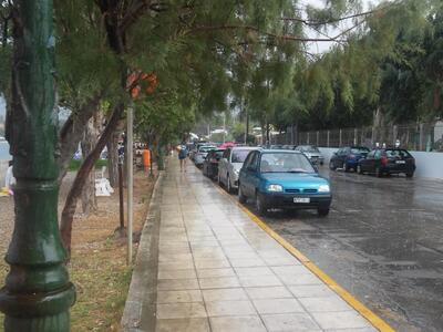 Πάτρα:Από την ηλιοθεραπεία στο μπουρίνι ...