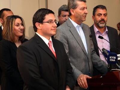 Ανάβει φωτιές το προεκλογικό σποτ του Γ....