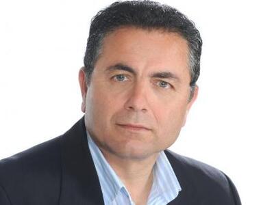 Χριστός γεννᾶται δοξάσατε. Χριστός ἐπί γῆς ὑψώθητε