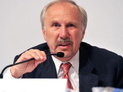 Νοβότνι: Ρευστότητα στις ελληνικές τράπε...