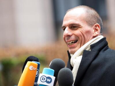 Γιάνης Βαρουφάκης: Ο Ολάντ δεν βοήθησε την Ελλάδα