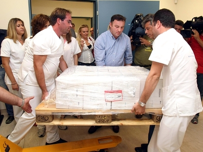 Εμβόλια για την νέα γρίπη στο σφυρί;