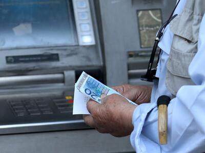 Μειώσεις συντάξεων εως 10% και μπλόκο στ...