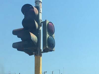  Γούναρη: Σβηστά τα φανάρια σε όλες τις ...