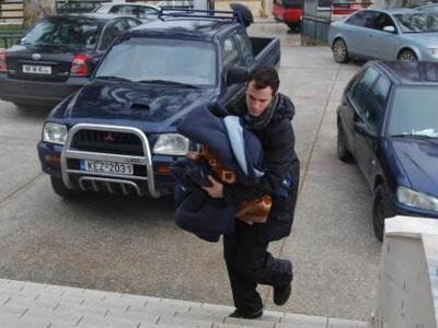 Τρόφιμα για τους πληγέντες της Κεφαλονιά...