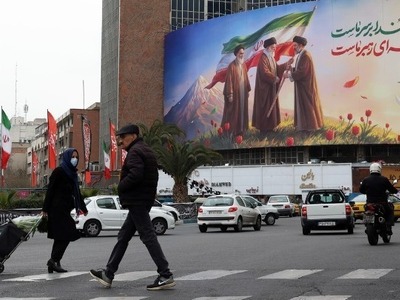 Συνομιλίες ΗΠΑ-Ιράν στο Πακιστάν: Αβέβαι...