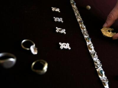 Πάτρα: Του έκλεψαν χρυσαφικά από το σπίτι