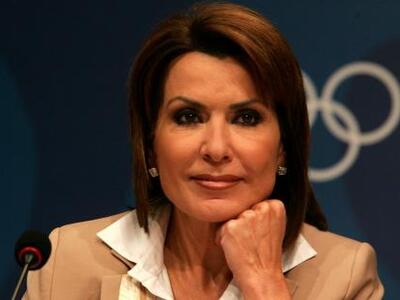 Μισθό Πρέσβη απο το Υπουργείο Εξωτερικών...