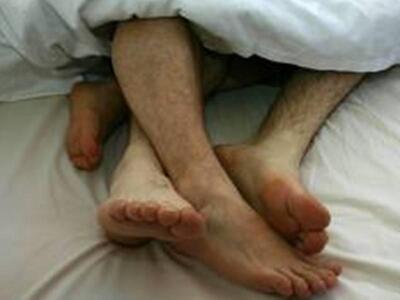 Το ροζ σκάνδαλο που ταράζει την... πολιτική ζωή!