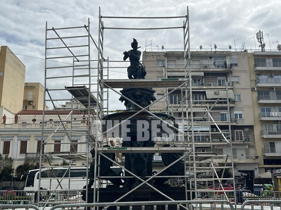 Πάτρα: Ξεκίνησαν ξανά οι εργασίες στο σι...