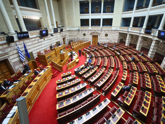 Σκάνδαλο ΟΠΕΚΕΠΕ: Στα χέρια των 11 βουλε...