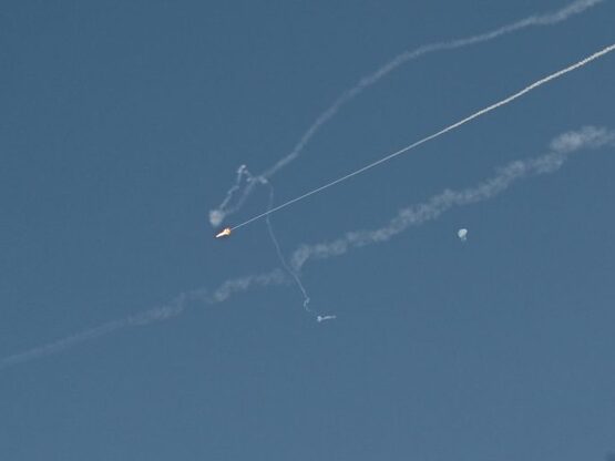 Ντουμπάι: «Ξυπνάμε από τις εκρήξεις»- Η ...