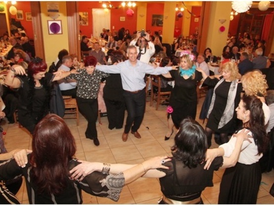 Επιτυχημένος ο αποκριάτικος χορός της Στ...