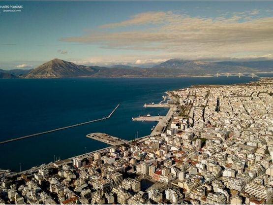 Πάνω από 60 επαγγελματικά ακίνητα στην Α...