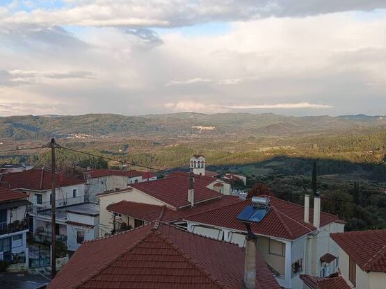 Ωλένη Ηλείας: 1.000 ευρώ σε κάθε γυναίκα...