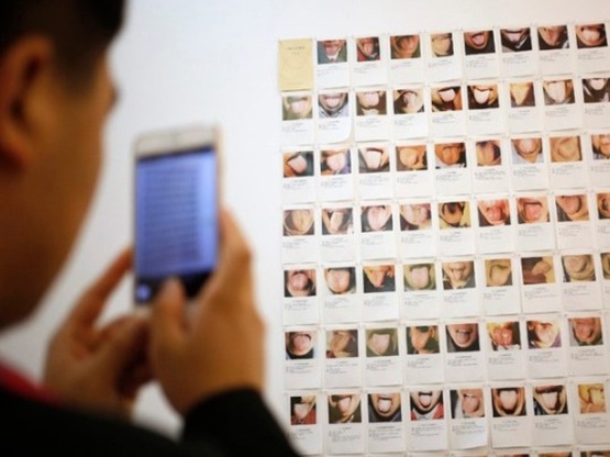 Μήπως μυρίζετε (και) με τη γλώσσα σας;