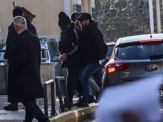 Κολωνάκι: Στην Ευελπίδων ο γιος της Ελέν...