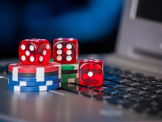 Gaming και ψηφιακός τζόγος παίρνουν σειρ...