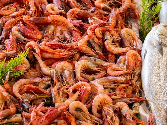 Καθαρά Δευτέρα: «Ιπτάμενες» οι τιμές στα...