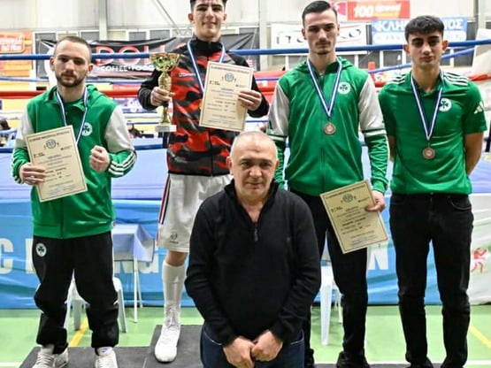 Ατόφιο χρυσάφι οι πυγμάχοι της Αχαΐας- Φ...