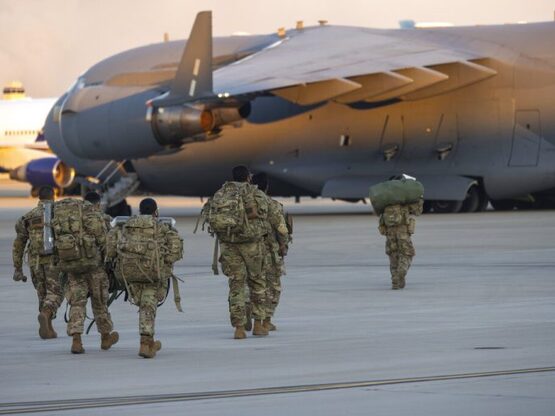 WSJ: 3.000 Aμερικανοί πεζοναύτες ετοιμάζ...